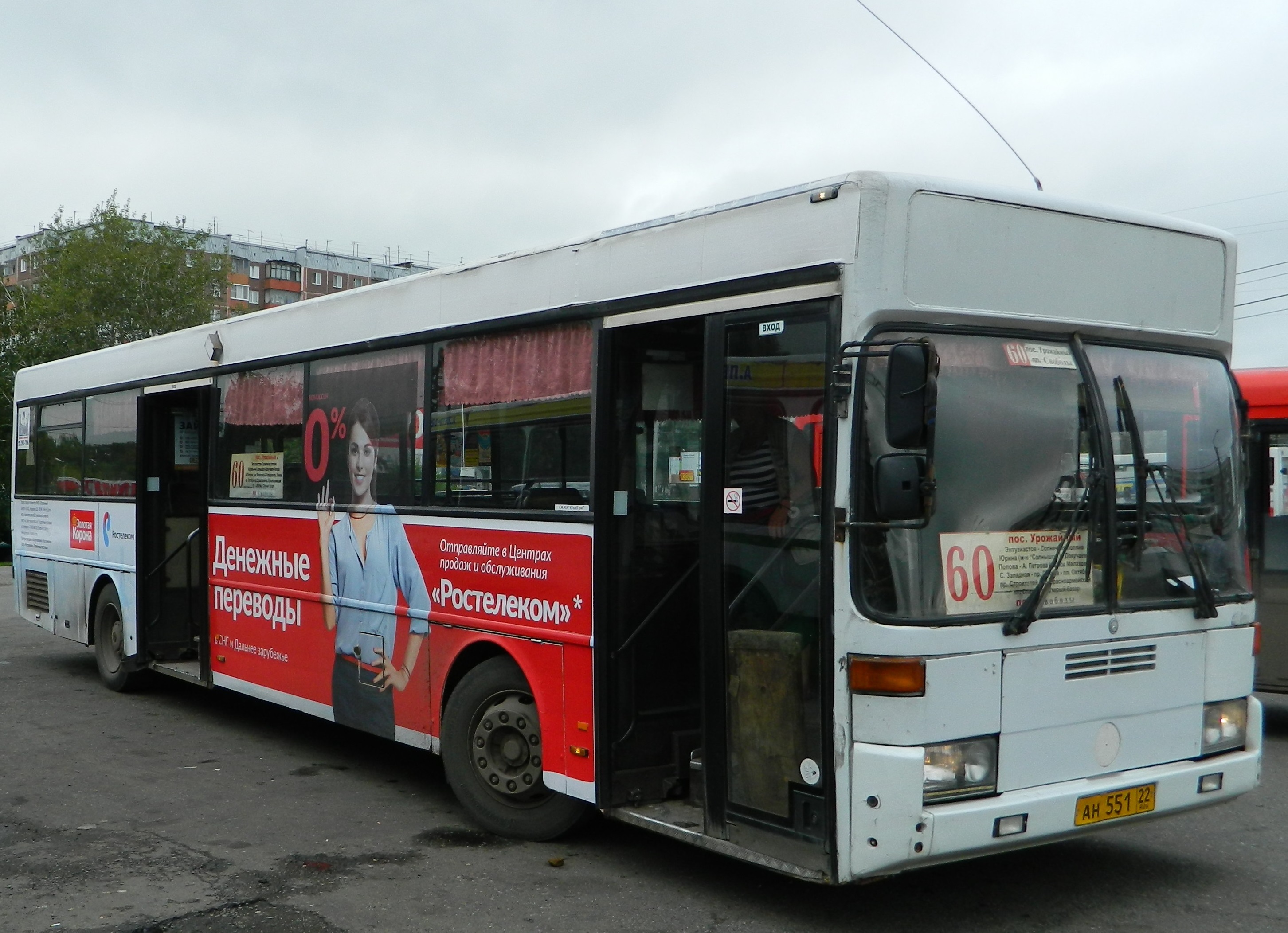 Оклейка автобусов рекламой в Барнауле